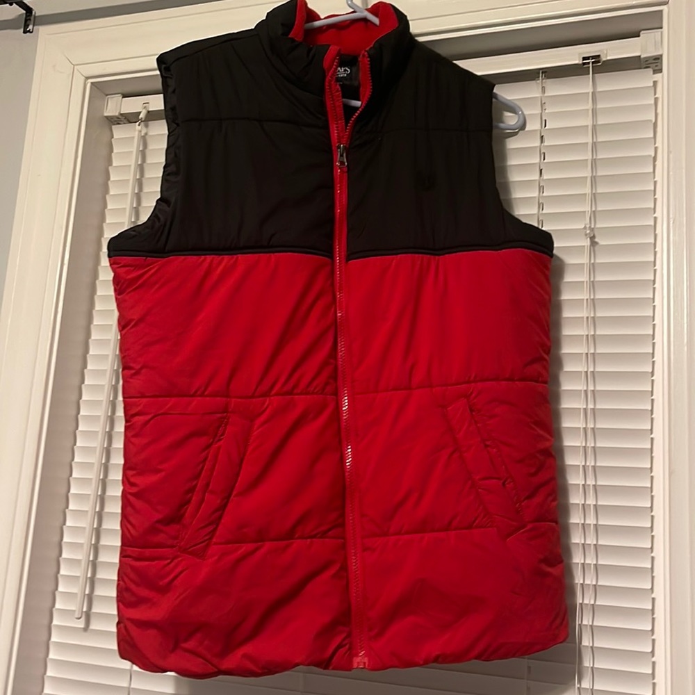 Chaps Red and Black Boys XL Vest